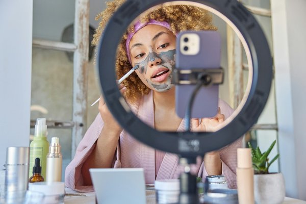 BloSkin: the innovative lifting mask for double chins